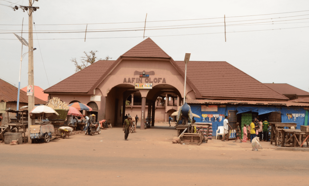 Past Olofas of Offa _ Aafin Olofa - Olofa Palace